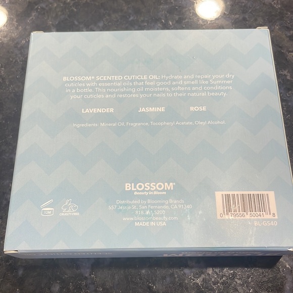 Brands New Blossom Beauty in Bloom Scented Cuticle Oil - Picture 3 of 4